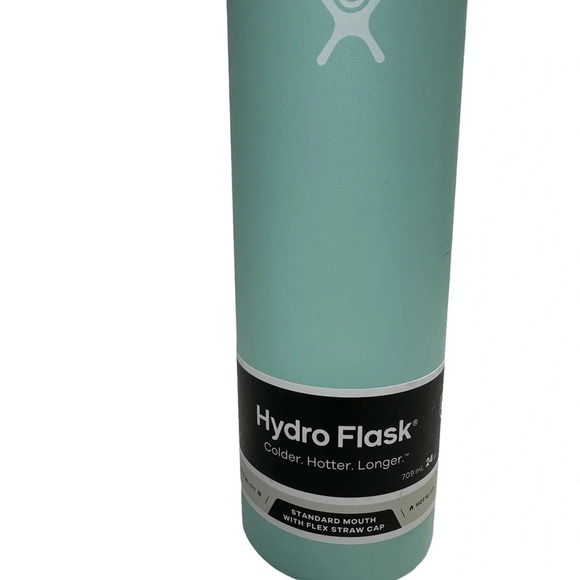 NWT Standard-Mouth Vacuum Water Bottle with Flex Straw Cap - 24 fl. oz. in Dew - Picture 5 of 9